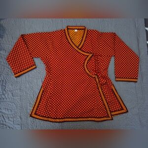 Childs Red and Black Wrap Top Size Says N 22 Equivalant To US Small